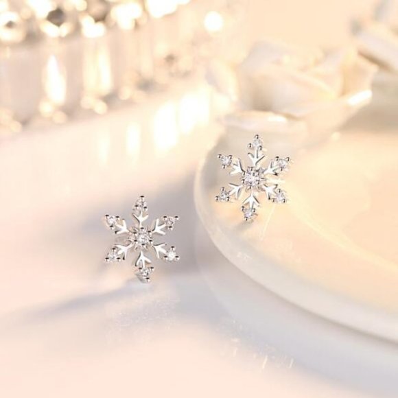 NEW 925 Silver Diamond Snowflake Earrings B3 - Picture 6 of 7